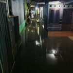 Cuaca Ekstrem Picu Banjir di Desa Bajur, Lombok Barat, Ratusan Warga Mengungsi