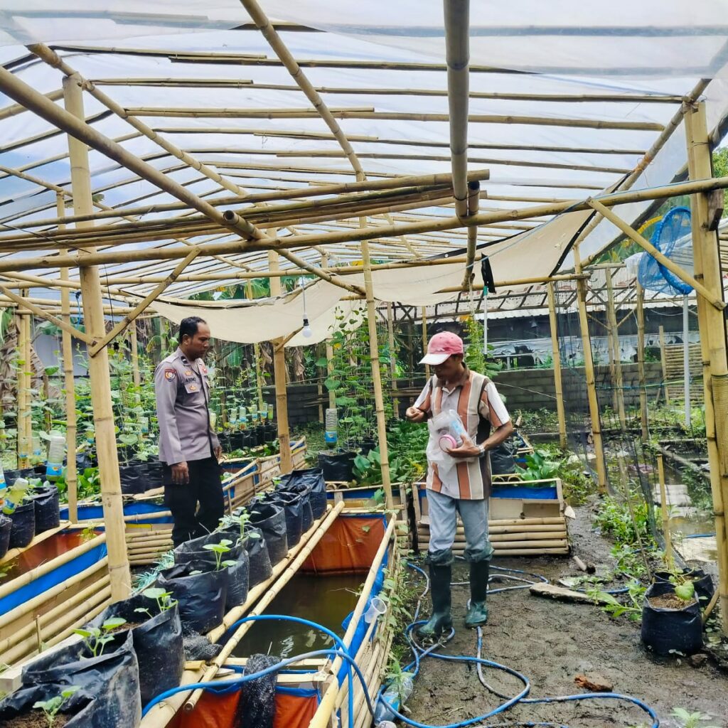 Bhabinkamtibmas Desa Bajur Dorong Kemandirian Pangan Warga Tempit