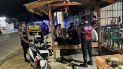 Patroli Dialogis Sat Samapta Polres Sumbawa Barat Ajak Warga Kampung Bugis Jaga Kamtibmas