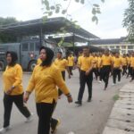 Personel Polres Bima Kota Laksanakan Olahraga Pagi Rutin Jaga Kebugaran dan Kekompakan