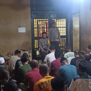 Sentuh Hati Para Tahanan, Binmas Polres Dompu Gelar Ceramah “Menebar Kebaikan” di Dalam Rutan