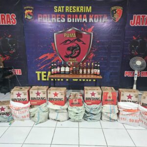 217 Botol Miras Impor dan Lokal Disita Tanpa Kompromi oleh Tim Opsnal Sat Reskrim Polres Bima Kota