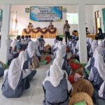 Polsek Langgudu Polres Bima Kota Gelar Penyuluhan Bahaya Narkoba dan Judi Online di SMAN 1 Langgudu