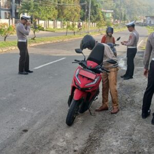 Sat Lantas Polres Sumbawa Barat Gelar Operasi Patuh Rinjani 2025, Melangkah HEBAT dalam Melayani dan Mengayomi Masyarakat