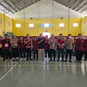 Kapolsek Sekongkang Tekankan Kedisiplinan dan Cegah Kenakalan Remaja pada MPLS SMA Negeri 1 Sekongkang