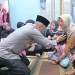 Kapolda Jawa Barat Melayat Ke Rumah Duka Aipda Anumerta Cecep