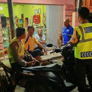 Patroli Dialogis, Polsek Seteluk Perkuat Kamtibmas Lewat Pendekatan Humanis