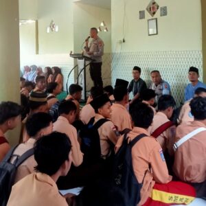 Polsek Lambu Gelar Penyuluhan Bahaya Narkoba di SMU Negeri 2 Lambu