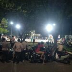 Patroli Malam Minggu Polsek Taliwang di Taman KTC, Wujudkan Kamtibmas yang Aman dan Nyaman