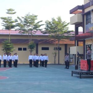 Kapolres Lombok Utara Pimpin Apel Jam Pimpinan: Tekankan Profesionalisme dan Inovasi Pelayanan