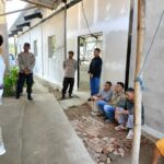 Polsek Maluk Lakukan Pengamanan Rumah Ibadah Jemaat Nasrani di Wilayah Kecamatan Maluk