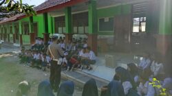Sat Lantas Polres Lombok Utara Sosialisasikan Tertib Berlalu Lintas di SMPN 3 Gangga