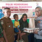Polri Perduli Stunting, Polsek Parado Polres Bima, Salurkan Makanan Tambahan Bagi 60 Balita dan Ibu Menyusui