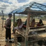 Sat polairud Polres Dompu tingkatkan kesadaran warga pesisir melalui giat polmas perairan