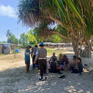 Polsek Sekotong Intensifkan Pengamanan Objek Wisata Pantai Elak-Elak