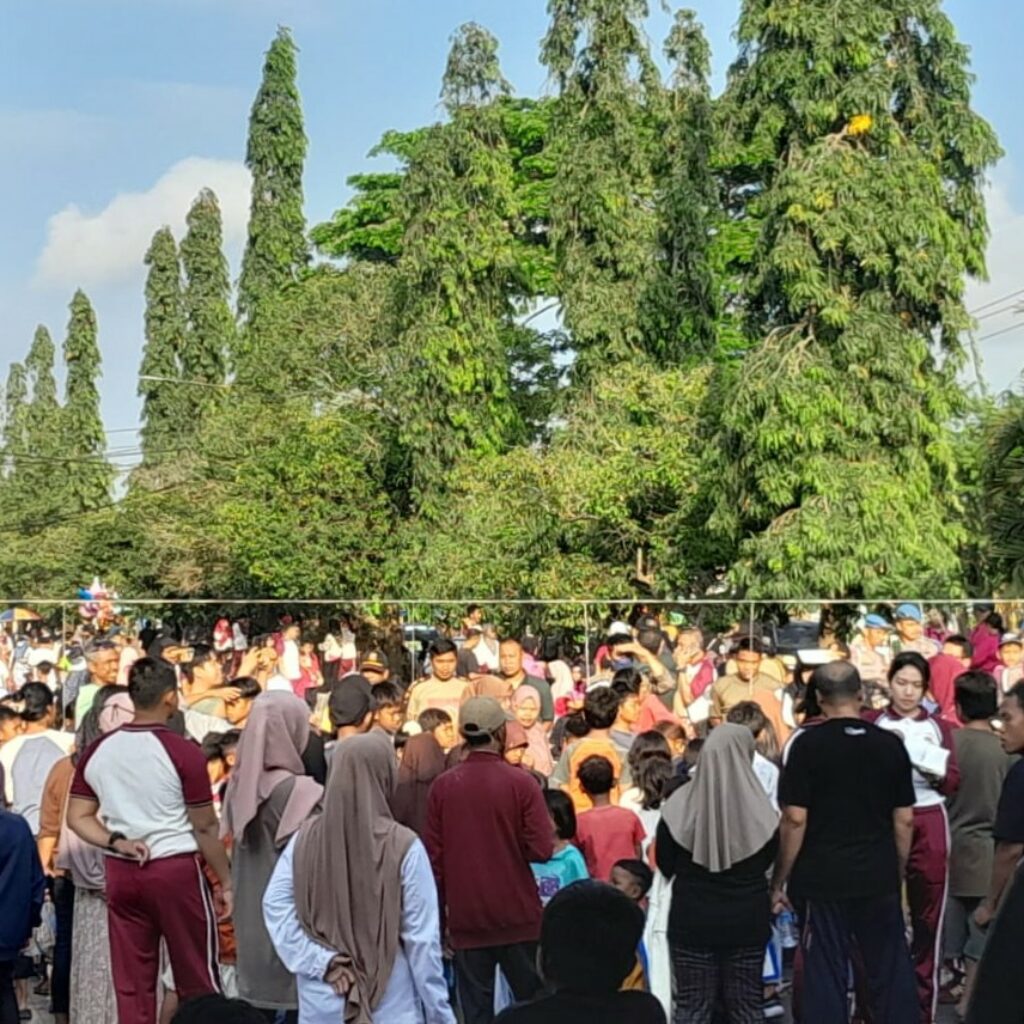 Ribuan Warga Padati Car Free Day di Lombok Barat, Bupati dan Kapolres Turun Langsung