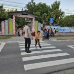 Polsek Sekongkang Gelar Giat Rawan Pagi di Titik Rawan Lalu Lintas dan Sekolah