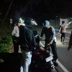 Polsek Gangga Gelar Razia di Jalur Tanjung – Bayan, Fokus Cegah Tindak Pidana 3C
