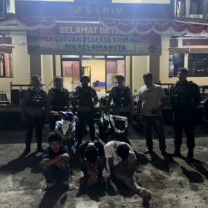 Respon laporan Masyarakat, Sat Samapta Polres Bima Kota Amankan 3 Pemuda Mabuk Bawa Sajam