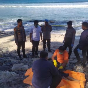 Sat Reskrim Polres Lombok Utara Lakukan Olah TKP Penemuan Mayat