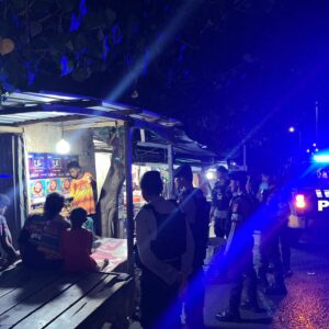 Unit Turjawali Sat Samapta Polres Bima Kota Gelar Patroli Blue Light, Sampaikan Himbauan Kamtibmas