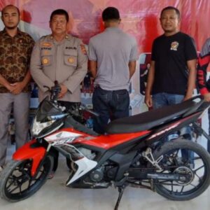 Gelapkan Sepeda Motor, Pria Ini Disergap Tim Opsnal Polsek Rasbar