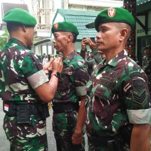 Momentum Kenaikan Pangkat Perkuat Kebersamaan Prajurit Kodim Mataram