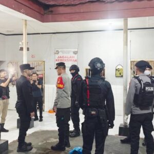 Antisipasi Barang Terlarang, Petugas Gabungan Gelar Razia di Rutan Kelas IIB Raba Bima