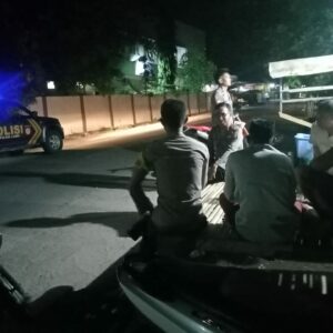 Polsek Lambu Laksanakan Patroli Kryd Untuk Cipta Kondisi Dan Minimalisir Gangguan Harkamtibmas