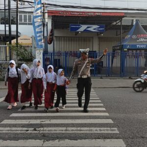 Personel Sat Lantas Polres Bima Kota Laksanakan Rawan Pagi, Wujudkan Kamseltibcarlantas yang Aman dan Lancar