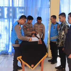 Polres Loteng Gelar Penandatanganan Pakta Integritas Penerimaan Bintara Brimob Polri T.A 2026. ‎