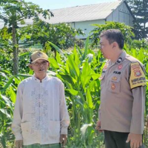 Dukung Ketahanan Pangan, Polsek Labuapi Gencarkan Sambang Desa