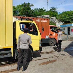 Polsek Kawasan Pelabuhan Lembar Perketat Pengamanan Bongkaran Kapal Padangbai