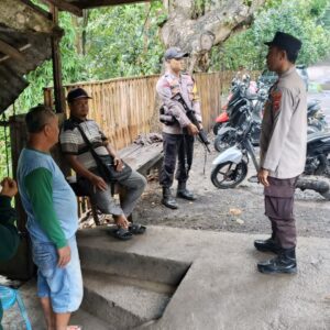 PAM Wisata, Polsek Madapangga Pastikan Keamanan dan Kenyamanan Pengunjung Wisata di Madapangga