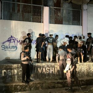 Patroli Hingga Dini Hari, Sat Samapta Tegaskan Komitmen Jaga Keamanan Kota Bima