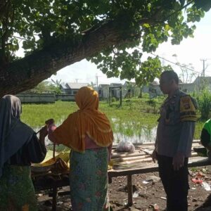 Polisi Hadir di Lombok Barat, Dorong Warga Manfaatkan Pekarangan Jadi Lumbung Pangan