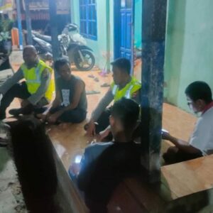 Polsek Seteluk Laksanakan Patroli Dialogis di Desa Seteluk Tengah
