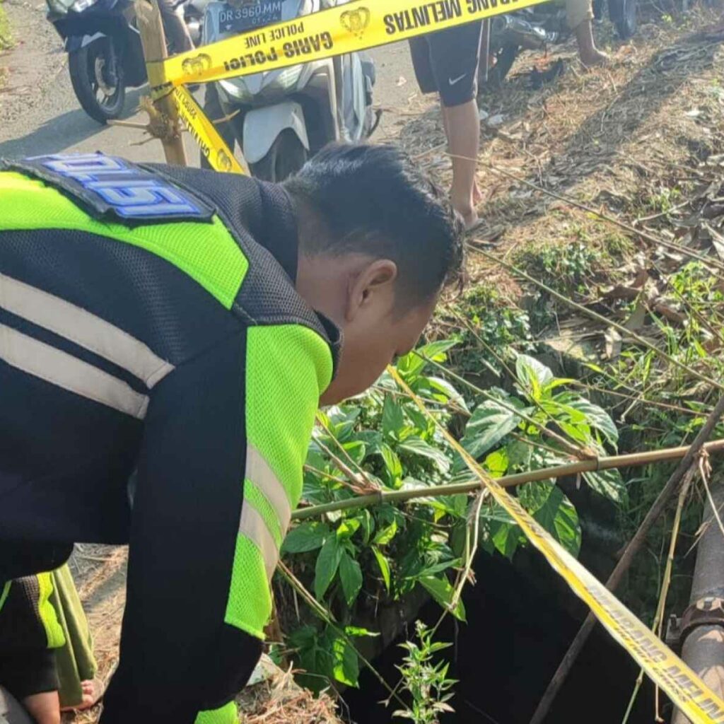 Warga Kuripan Geger Temukan Mayat di Saluran Irigasi
