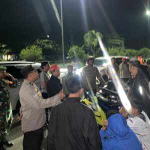 Jajaran Polres Sumbawa Barat Gelar Patroli Gabungan, Pastikan Kamtibmas Kondusif di Malam Pergantian Tahun