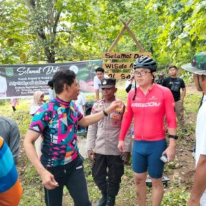 Bhabinkamtibmas Polsubsektor Palibelo Hadiri Penanaman Seribu Pohon di Lokasi Wisata Oi Safuru