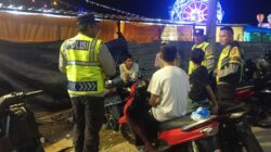 Patroli Dialogis Polsek Taliwang Jaga Kamtibmas di Kelurahan Menala